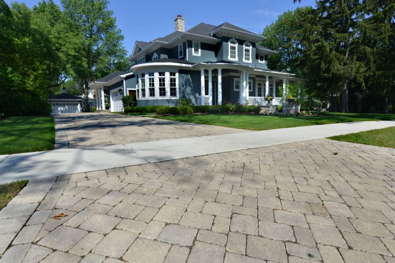 Driveway Pavers Cleaning
